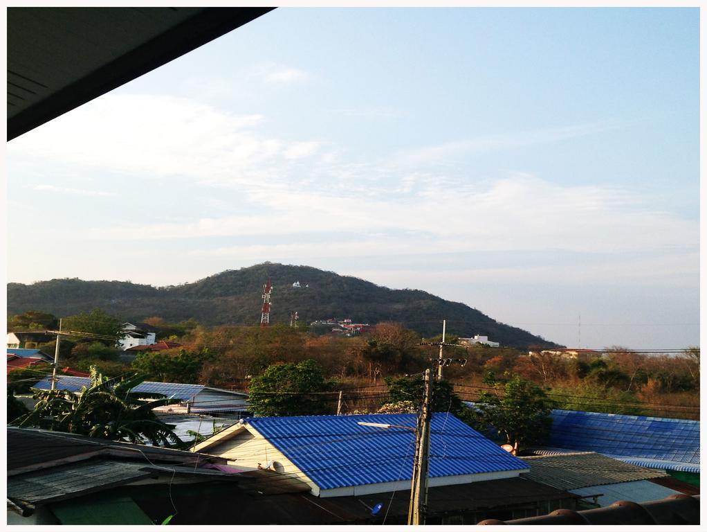 Sichangstyle Resort เกาะสีชัง ภายนอก รูปภาพ