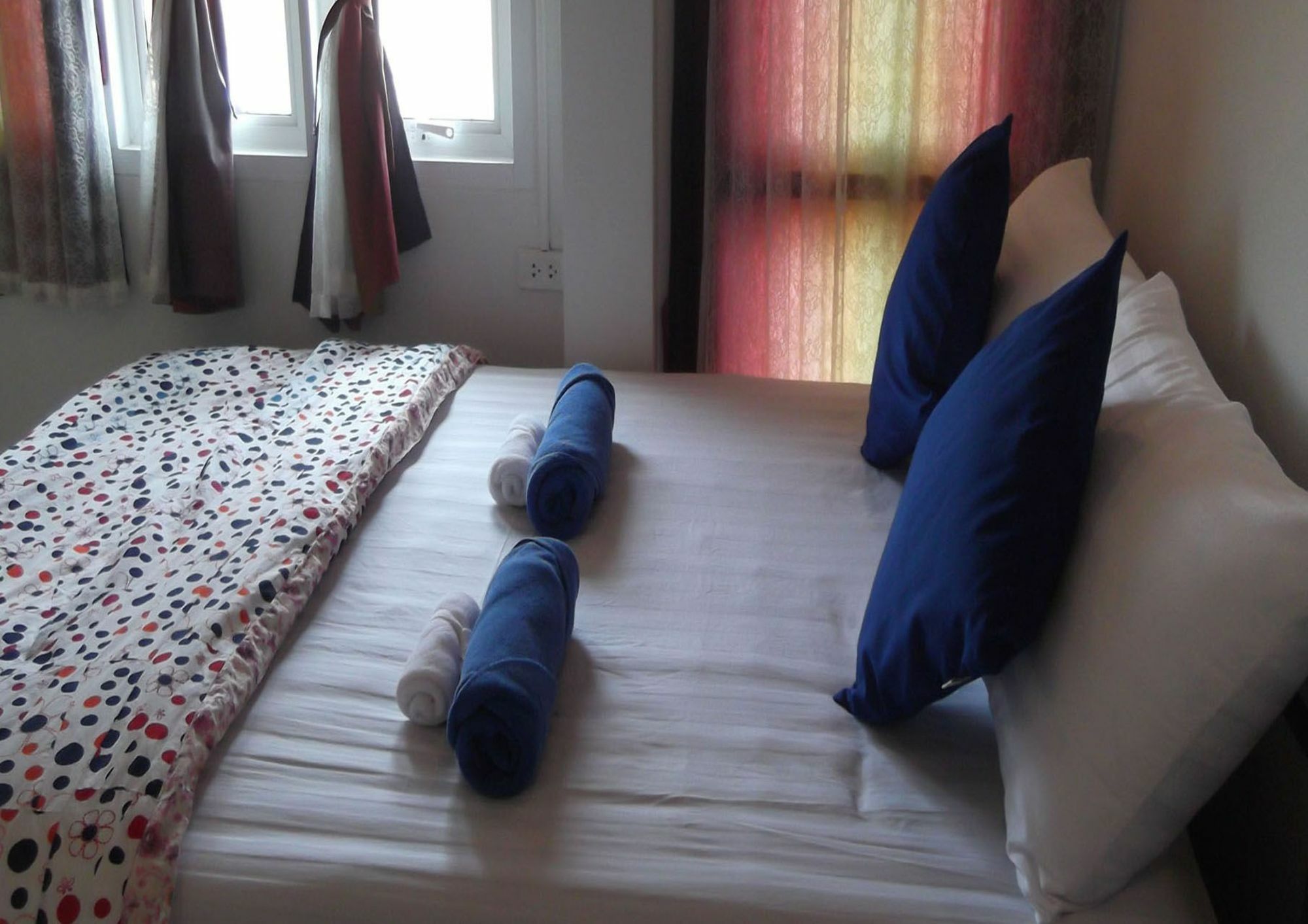 Sichangstyle Resort เกาะสีชัง ภายนอก รูปภาพ
